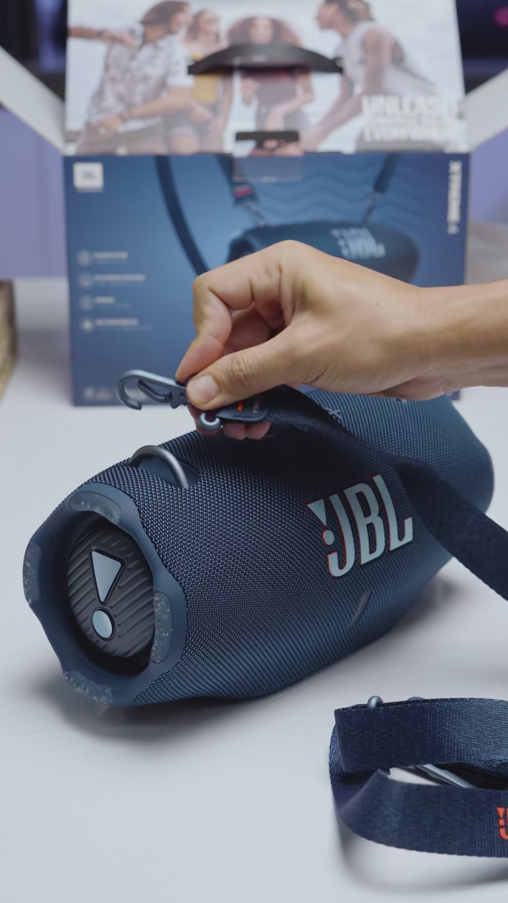 PARLANTE JBL CHARGE 6 LED